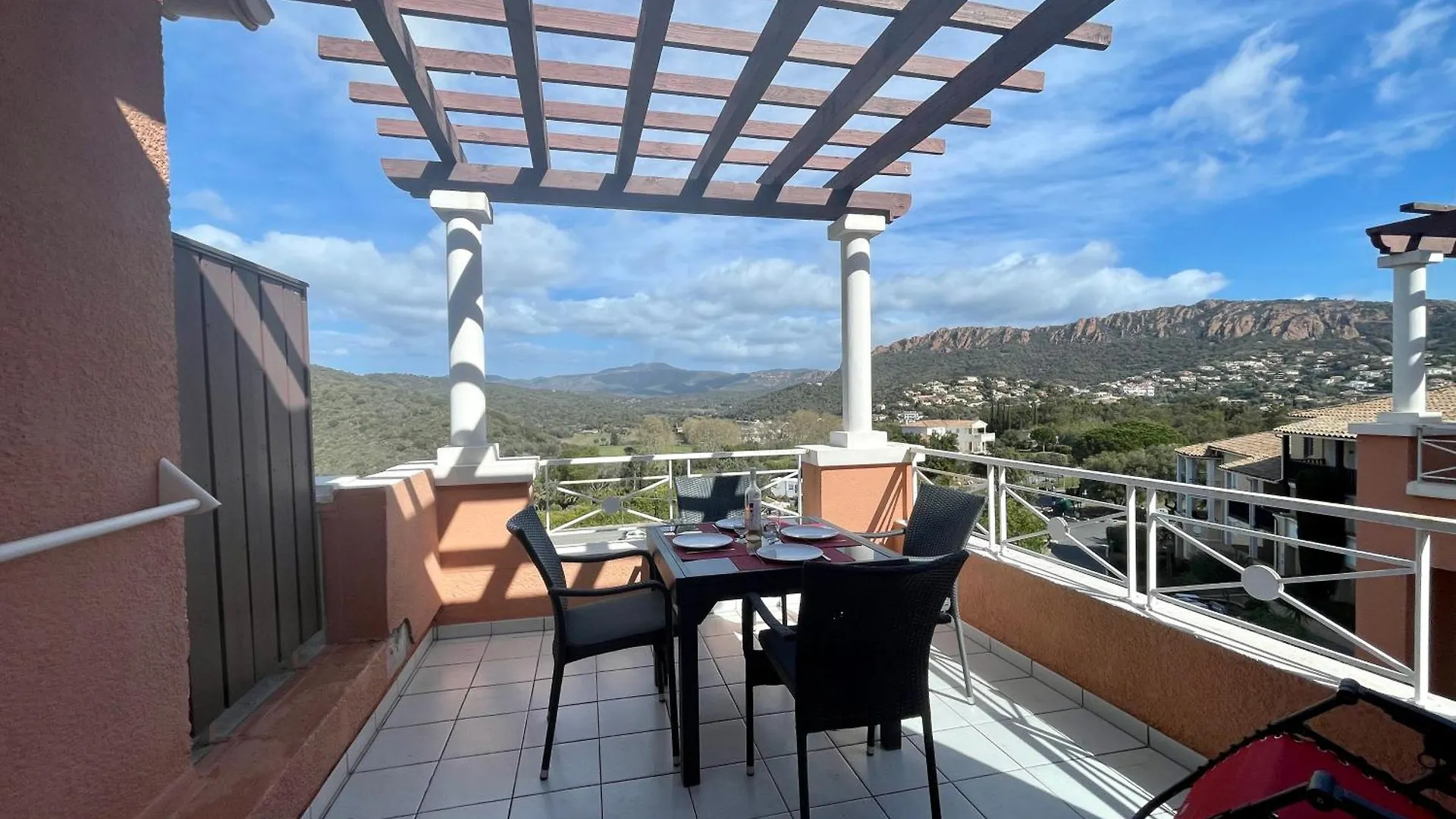 Appartement Cap Esterel 4/5 Personnes Saint-Raphaël Frankrig